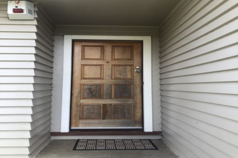 Photo of property in 17 Matapouri Road, Mangere Bridge, Auckland, 2022