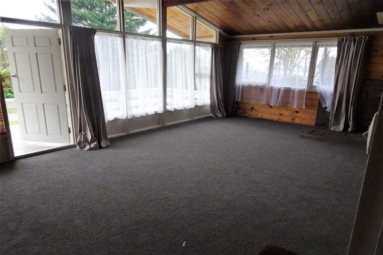 Photo of property in 48 Mountain Road, Western Heights, Rotorua, 3015