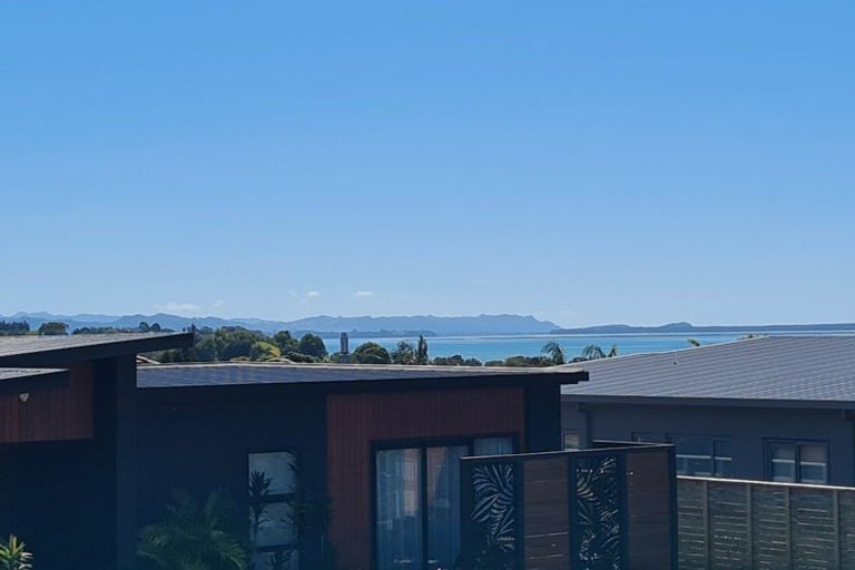 Photo of property in 2 Kingson Court, Omokoroa, 3114