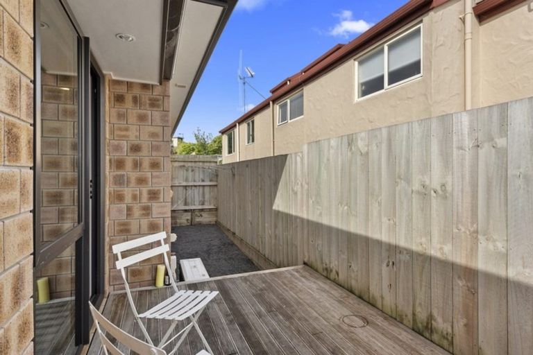 Photo of property in 2/99 Lake Road, Frankton, Hamilton, 3204