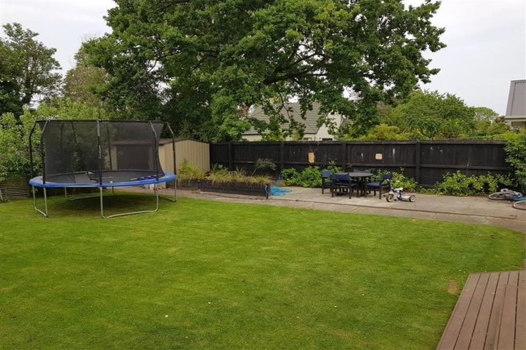 Photo of property in 106 Tomes Road, St Albans, Christchurch, 8052