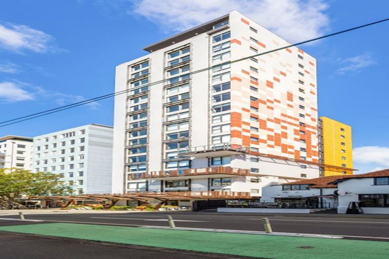 Photo of property in Frame Apartments, 204/111 Molesworth Street, Thorndon, Wellington, 6011