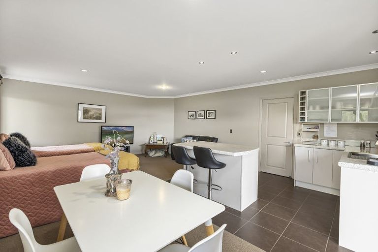 Photo of property in 2 Parnwell Place, Ohauiti, Tauranga, 3112