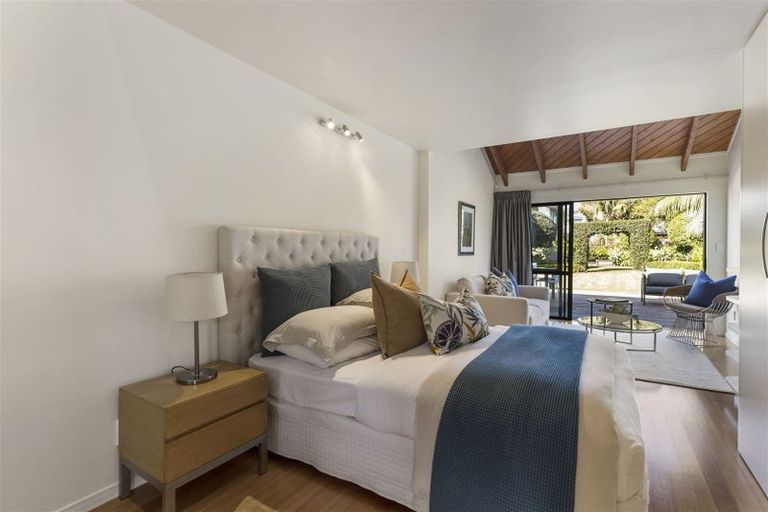 Photo of property in 40 Takutai Avenue, Bucklands Beach, Auckland, 2012