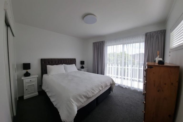 Photo of property in 1/30 Whiteacres Drive, Sunnyhills, Auckland, 2010