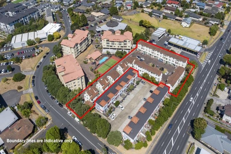 Photo of property in Ellerslie Gardens, 14/1a Harrison Road, Mount Wellington, Auckland, 1060