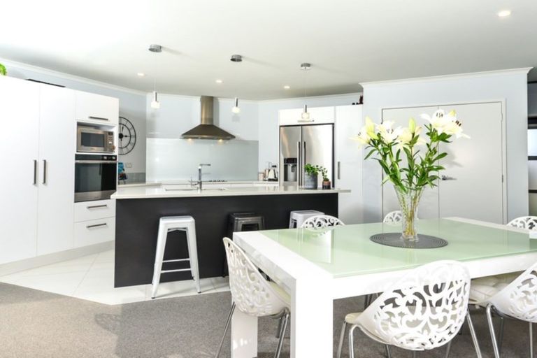 Photo of property in 52 Featherstone Drive, Flagstaff, Hamilton, 3210