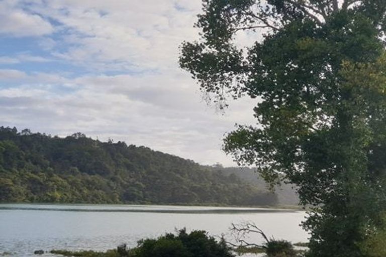 Photo of property in 14 Ranch Avenue, Beach Haven, Auckland, 0626