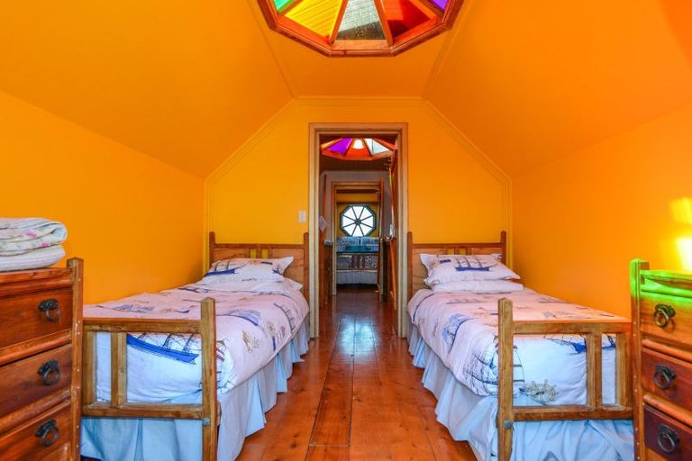 Photo of property in 37 Gillies Crescent, Waimarama, Havelock North, 4294