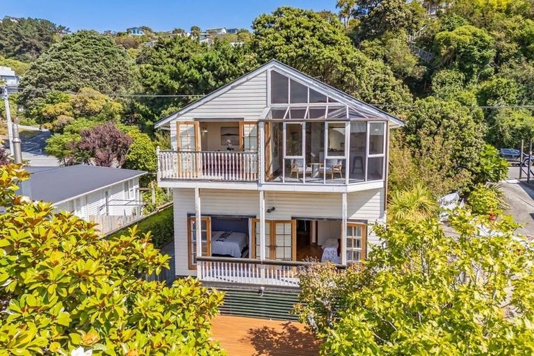 Photo of property in 17 Paremata Crescent, Paremata, Porirua, 5024
