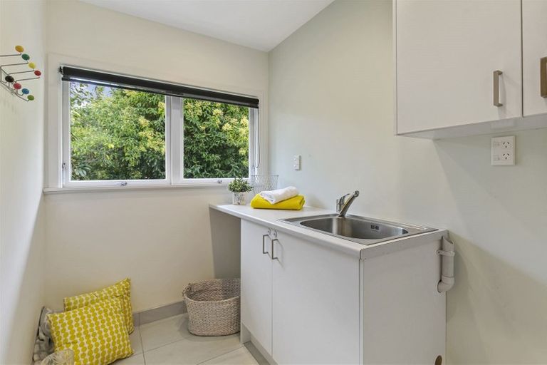 Photo of property in 27 Gills Road, Bucklands Beach, Auckland, 2014