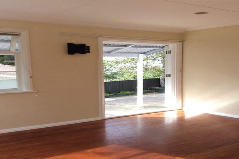 Photo of property in 1 Kilmister Avenue, Thorndon, Wellington, 6011