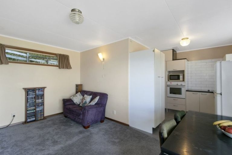 Photo of property in 12-12a Singers Road, Korokoro, Lower Hutt, 5012