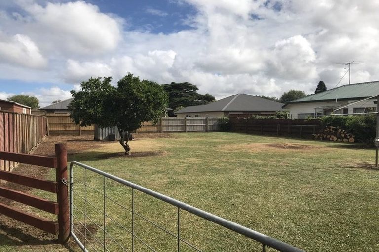 Photo of property in 110 George Street, Tuakau, 2121