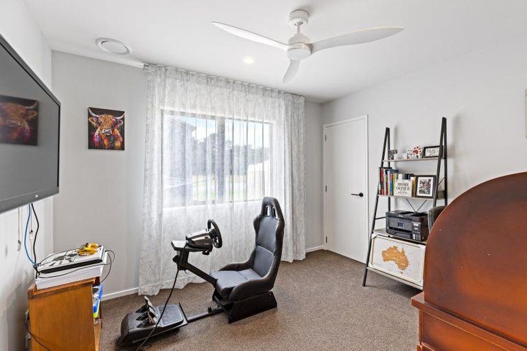 Photo of property in 45 Selwyn Lake Road, Leeston, 7683