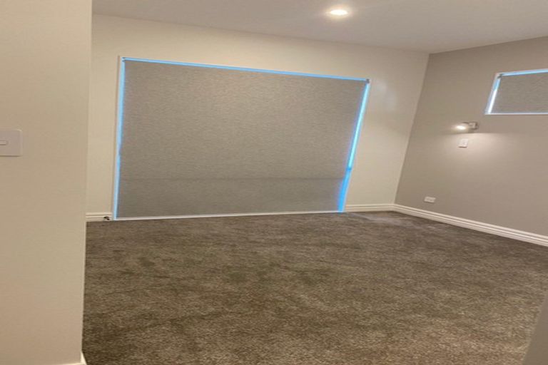 Photo of property in 18 Matahae Drive, Flat Bush, Auckland, 2019