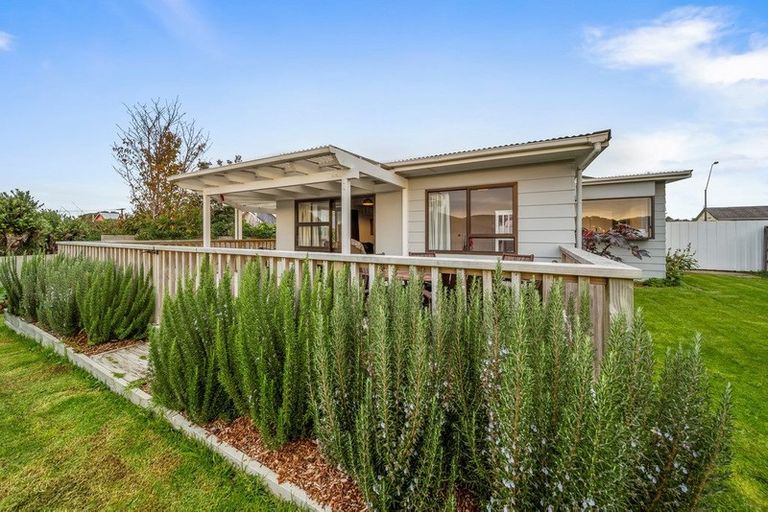 Photo of property in 240 Saint Aubyn Street, New Plymouth, 4310