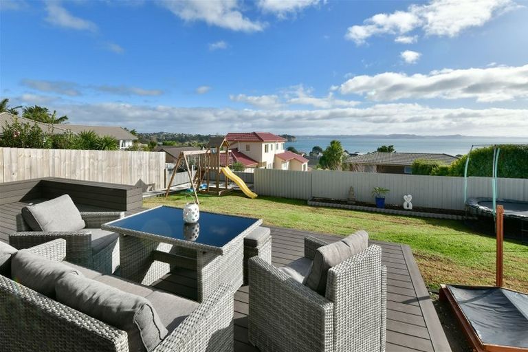 Photo of property in 972 Whangaparaoa Road, Manly, Whangaparaoa, 0930