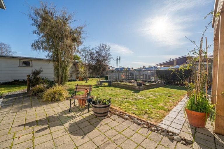 Photo of property in 106 Mckenzie Street, Geraldine, 7930