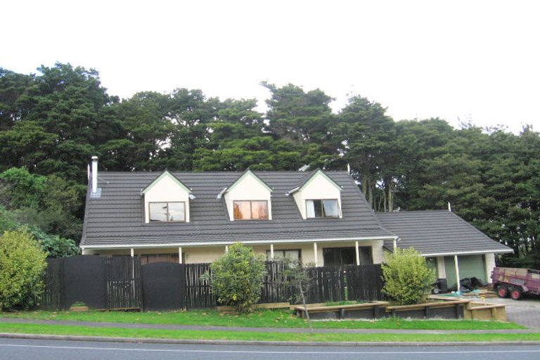 Photo of property in 23 Eugenia Rise, Totara Heights, Auckland, 2105