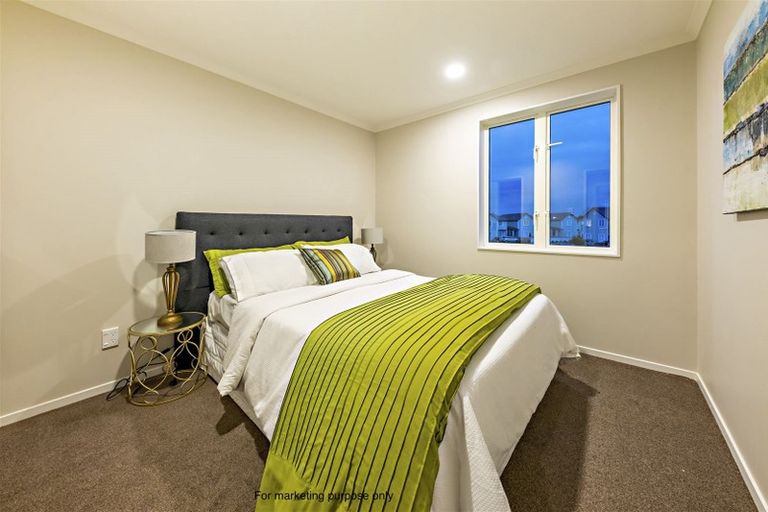 Photo of property in 8 Warbler Crescent, Papakura, 2110