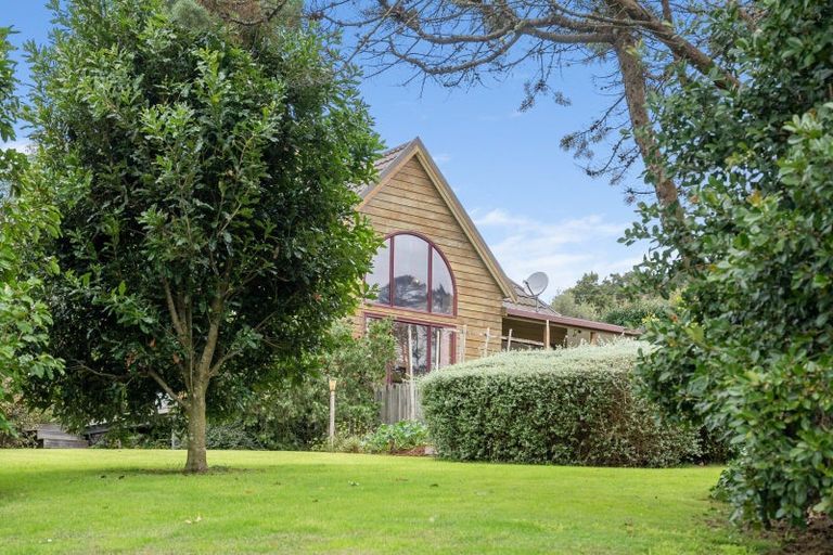 Photo of property in 168 Dip Road, Te Kamo, Whangarei, 0176