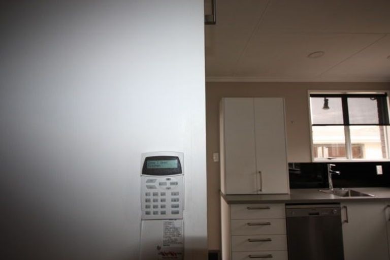 Photo of property in 12 Raglan Avenue, Cloverlea, Palmerston North, 4412