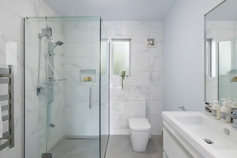 Photo of property in 1/64 Hewitts Road, Merivale, Christchurch, 8014