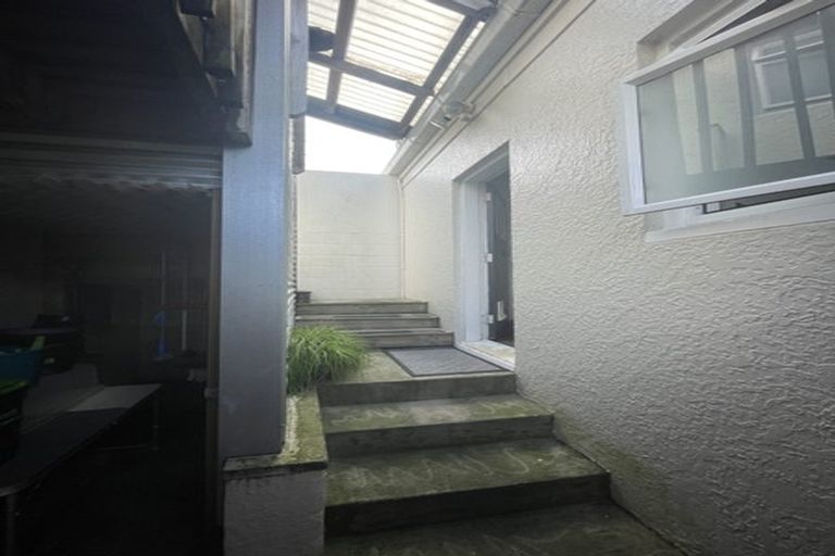 Photo of property in 11 Tane Street, New Lynn, Auckland, 0600