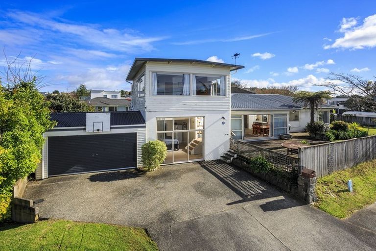 Photo of property in 10 Gull Lane, Mairangi Bay, Auckland, 0630