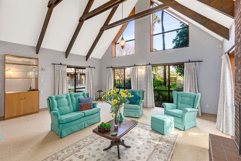 Photo of property in 14 Ngarara Road, Waikanae, 5036