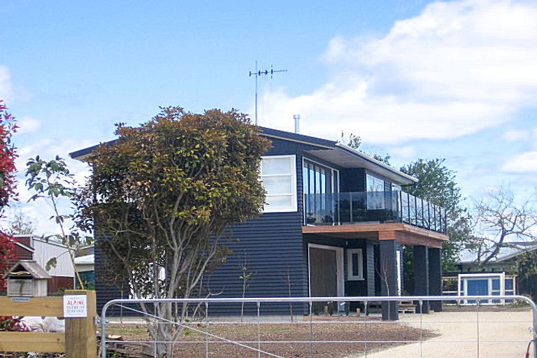 Photo of property in 7 Charles Crescent, Rainbow Point, Taupo, 3330