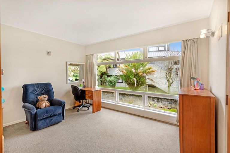 Photo of property in 17 Glen Street, Levin, 5510