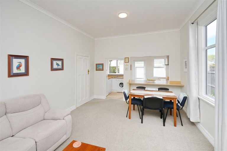 Photo of property in 46 Woodville Street, Edgeware, Christchurch, 8013