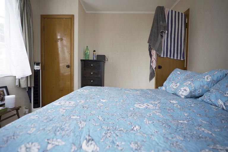 Photo of property in 78 Arimu Road, Papakura, 2110