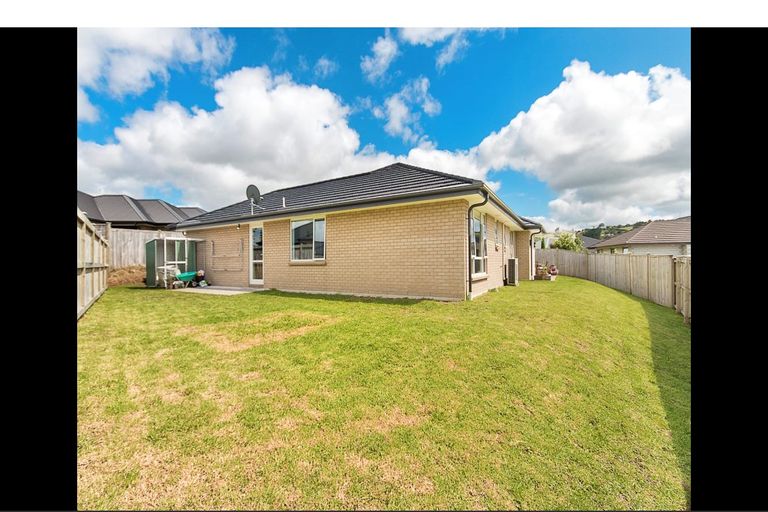 Photo of property in 9 Mcneish Place, Pokeno, 2402