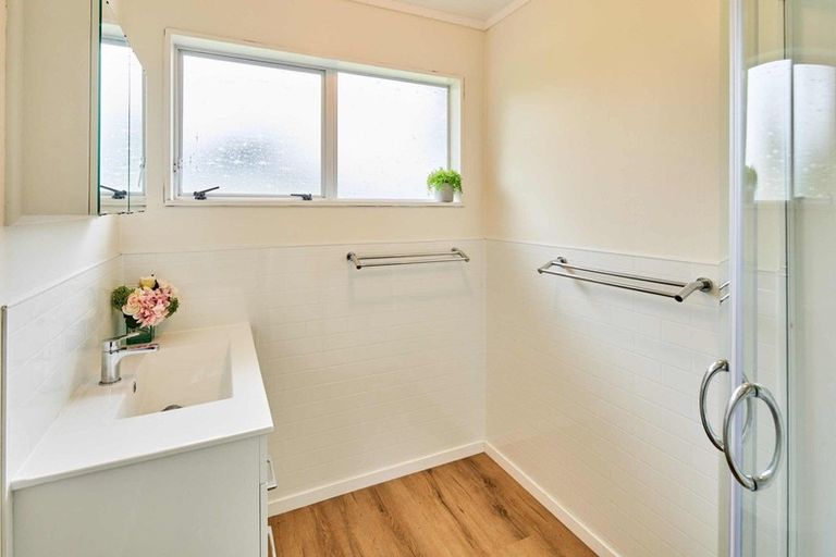 Photo of property in 51 Sea Vista Drive, Pukerua Bay, 5026