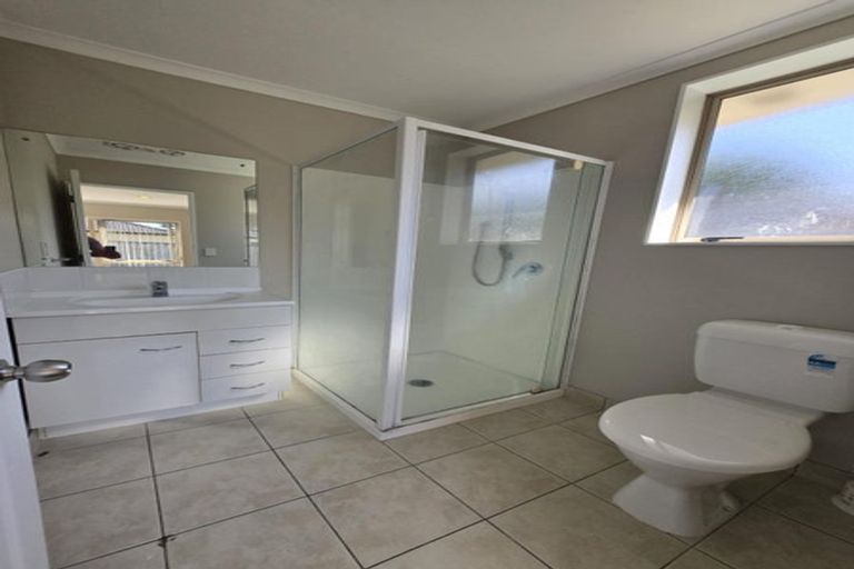 Photo of property in 5 Prado Drive, Pukekohe, 2120