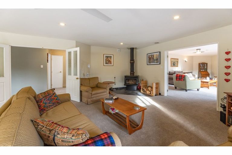 Photo of property in 6 Mcdougal Place, Kaiapoi, 7630