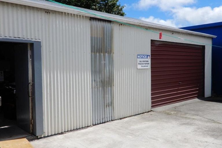Photo of property in 171 Glover Road, Hawera, 4610