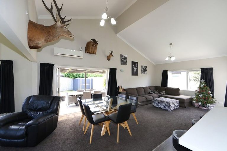 Photo of property in 18 Edwards Street, Frimley, Hastings, 4120