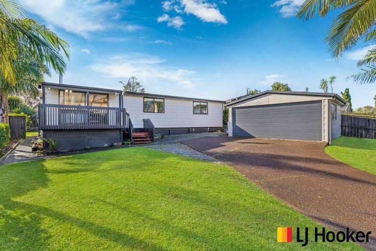 Photo of property in 165 Carnoustie Drive, Wattle Downs, Auckland, 2103