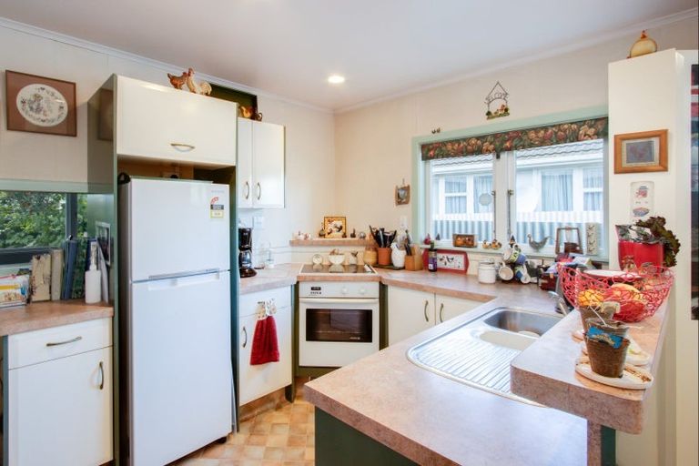 Photo of property in 39 Hillary Crescent, Maraenui, Napier, 4110