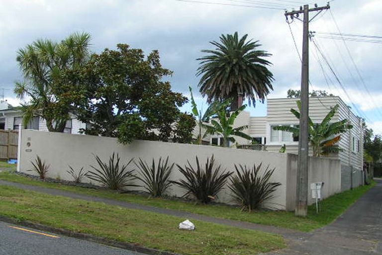 Photo of property in 3/32a Northboro Road, Hauraki, Auckland, 0622