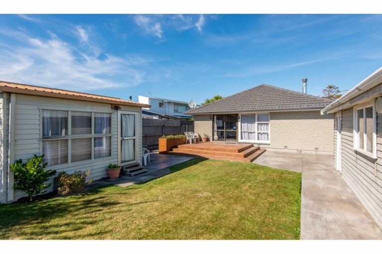 Photo of property in 44 Fern Drive, Halswell, Christchurch, 8025