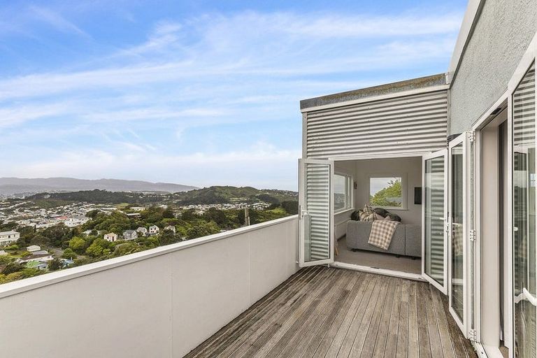 Photo of property in 3/27 Whaui Street, Vogeltown, Wellington, 6021