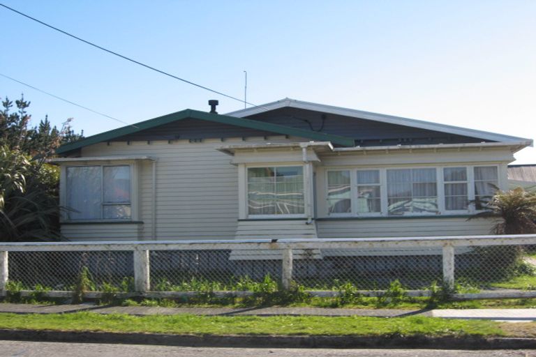 Photo of property in 4 Clifford Street, Cobden, Greymouth, 7802