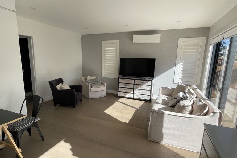 Photo of property in 4 Finesse Lane, Bucklands Beach, Auckland, 2012