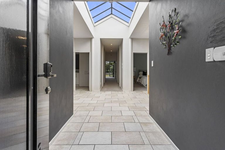 Photo of property in 5 Priorsford Court, Avonhead, Christchurch, 8042