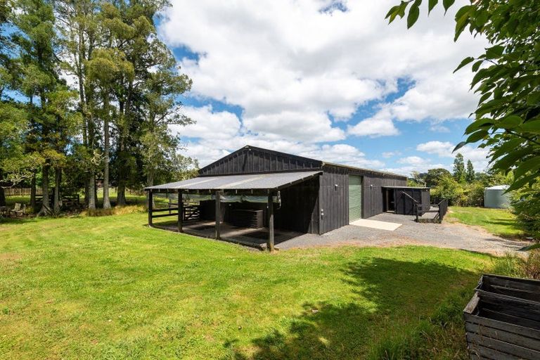 Photo of property in 75 Sutton Road, Brookby, Manurewa, 2576